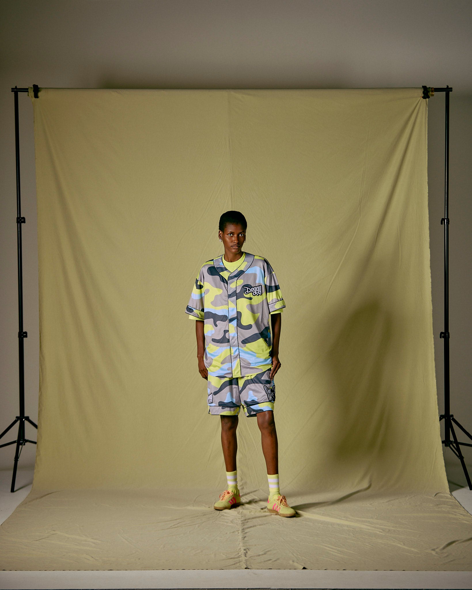 Short Basket Camou Lime