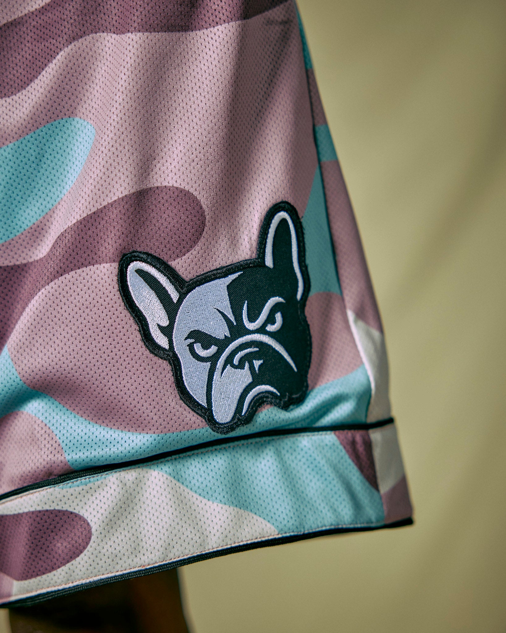 Short Basket Camou Rosa