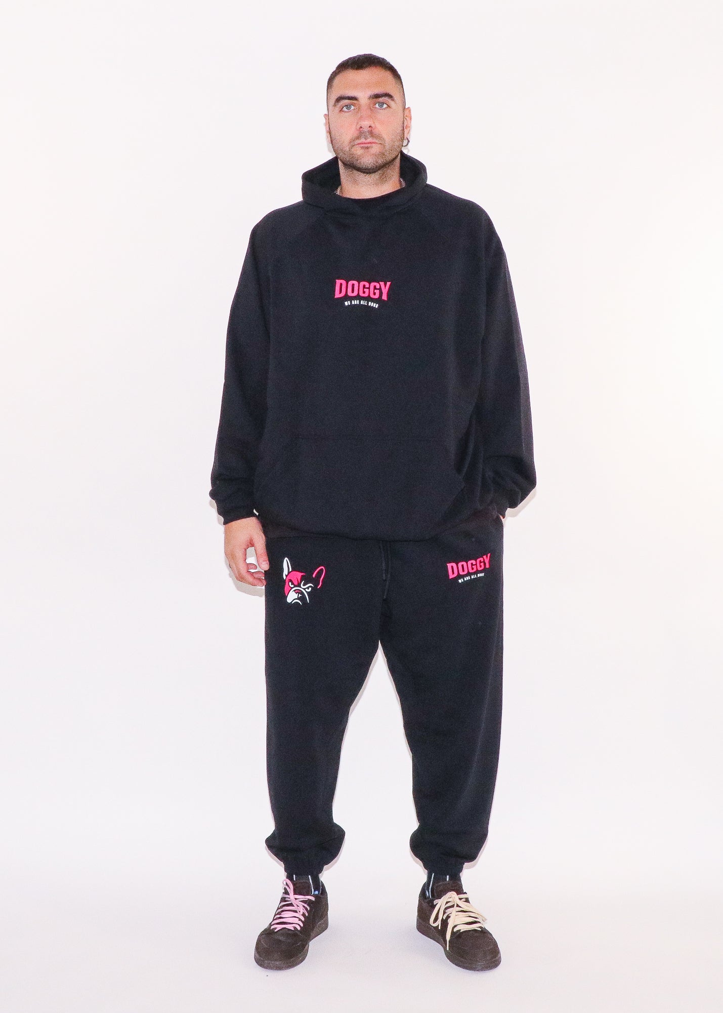 Doggy Standard Hoodie Black